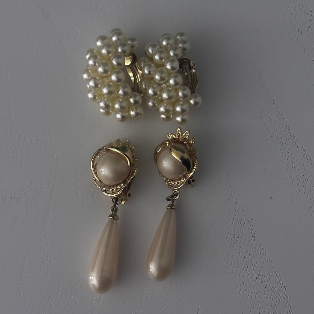 3/20$ Gold and Pearl Clip-On Earrings